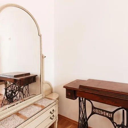 Days - Spacious Retro-vibes Near Charles Square