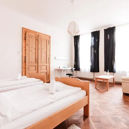 Days - Spacious Retro-vibes Near Charles Square *
