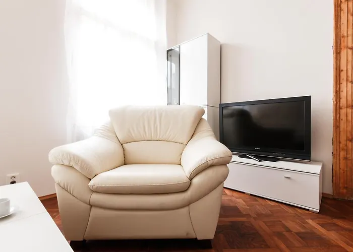 Days - Spacious Retro-vibes Near Charles Square Apartment *