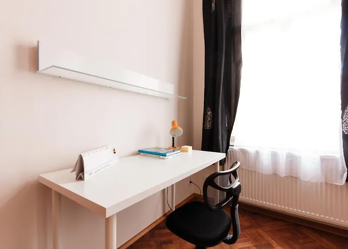 Days - Spacious Retro-vibes Near Charles Square *