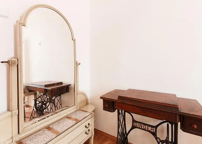 Days - Spacious Retro-vibes Near Charles Square